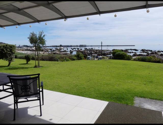 4 BEDROOM HOUSE FOR SALE IN HANNASBAAI